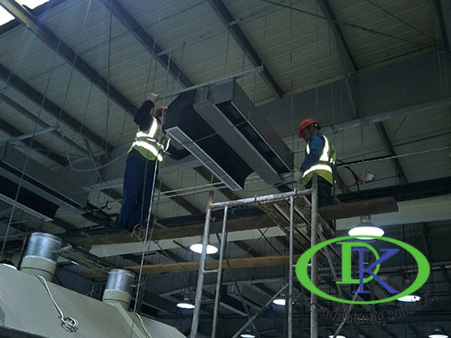 工業(yè)自動化設(shè)備釘槍